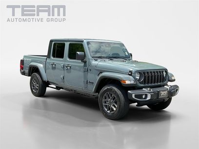 New 2025 Jeep Gladiator Sport