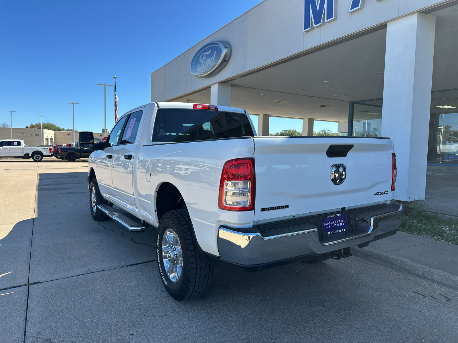 Used 2024 RAM 2500 Big Horn w/ Off Road Package AWD/4WD image 12