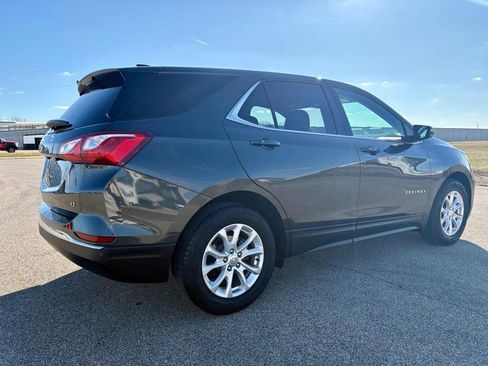 Used 2019 Chevrolet Equinox LT image 3