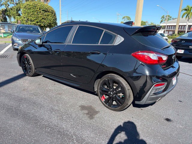 Used 2018 Chevrolet Cruze LT w/ Redline Edition FWD image 4