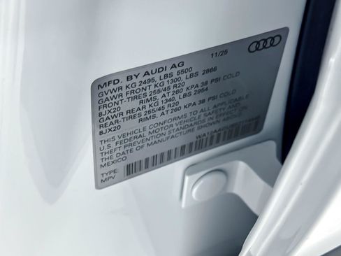 Certified 2025 Audi Q5 Premium w/ Premium Plus AWD/4WD image 29