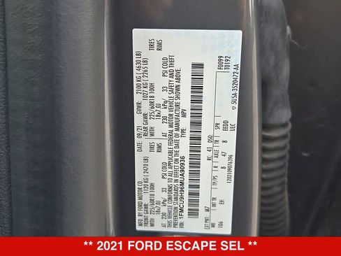 Used 2021 Ford Escape SEL AWD/4WD image 36