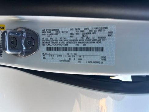 Used 2024 Lincoln Corsair FWD image 34