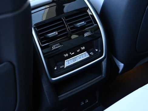 Used 2026 BMW X5 xDrive40i image 25