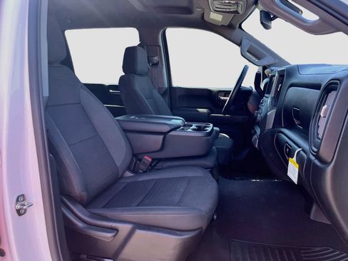 Used 2024 Chevrolet Silverado 2500 Custom w/ Custom Value Package RWD image 26