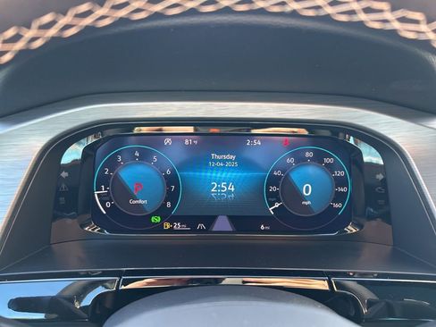 New 2026 Volkswagen Atlas Cross Sport SE image 25