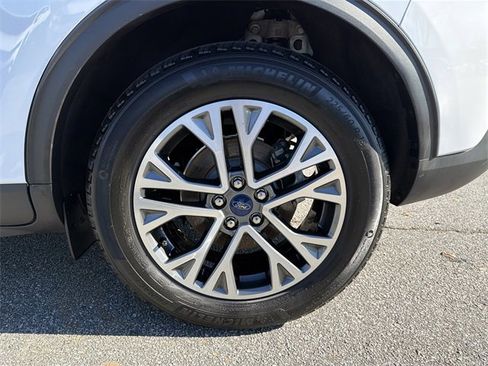 Used 2020 Ford Escape SEL image 20