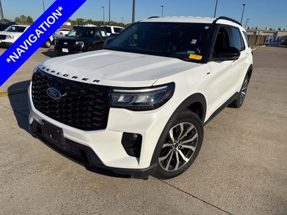 Used 2025 Ford Explorer ST-Line