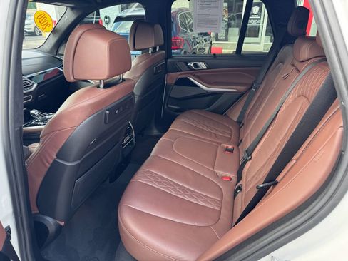 Used 2020 BMW X5 M50i w/ Executive Package AWD/4WD image 12