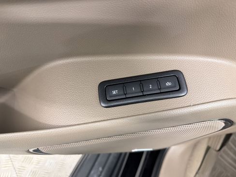 Used 2019 Chevrolet Tahoe Premier w/ RST 6.2L Performance Edition image 29