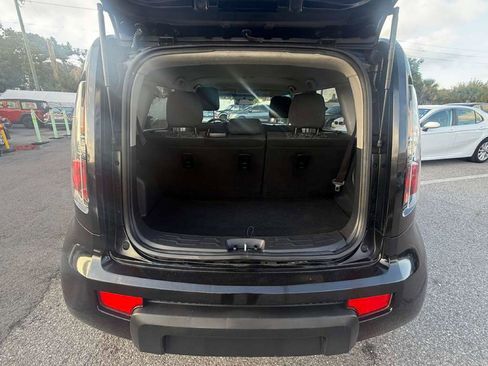 Used 2011 Kia Soul + w/ Audio Pkg FWD image 9