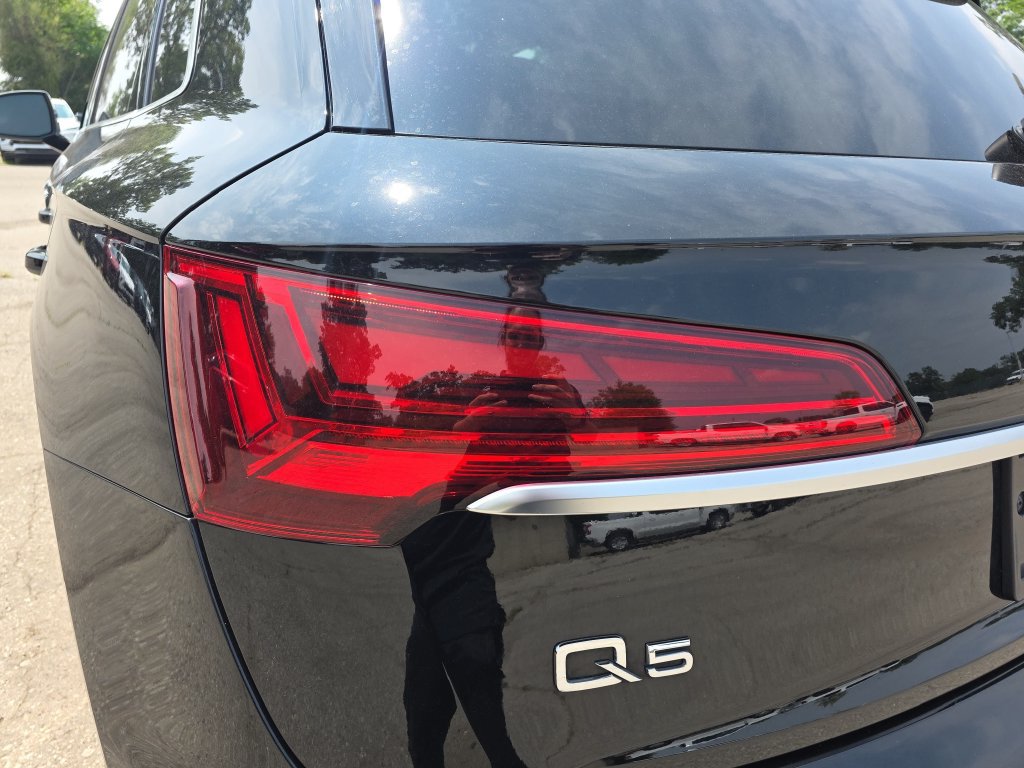 Used 2023 Audi Q5 2.0T Premium Plus AWD/4WD image 37