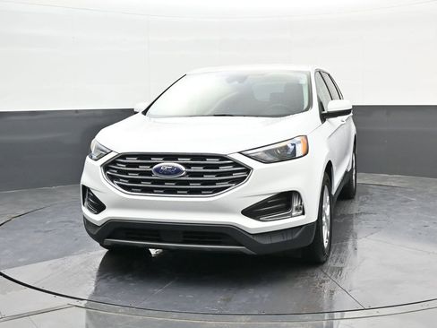 Used 2022 Ford Edge SEL w/ Convenience Package AWD/4WD image 3