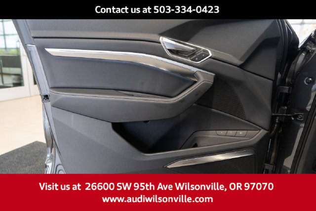 Used 2024 Audi Q8 e-tron Premium Plus AWD/4WD image 23