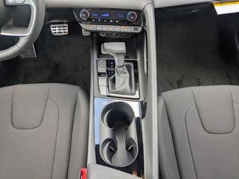 Used 2026 Hyundai Elantra SEL Sport FWD image 20