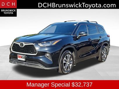 Used 2022 Toyota Highlander XLE