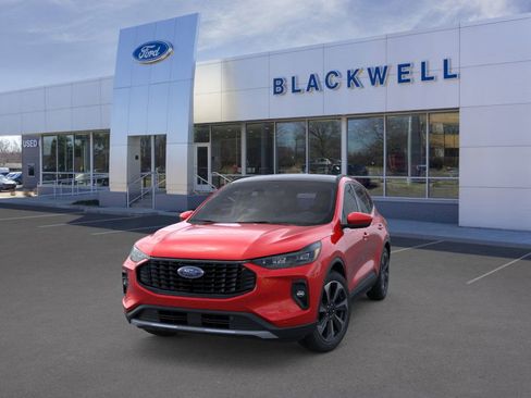 New 2024 Ford Escape Platinum w/ Premium Technology Package image 2