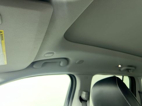 Used 2024 Jeep Grand Cherokee Limited 4xe image 19