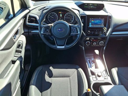 Used 2023 Subaru Forester Premium AWD/4WD image 2