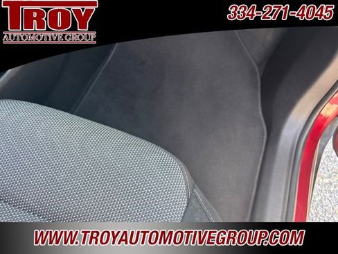 Used 2019 Chevrolet Traverse LT FWD image 30