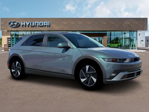 New 2026 Hyundai Ioniq 5 SE RWD image 10