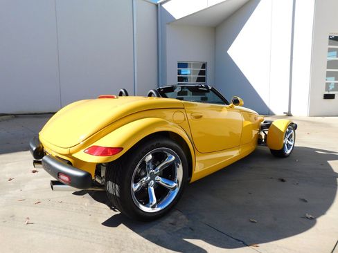 Used 2000 Plymouth Prowler image 10