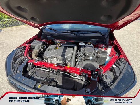 Used 2023 GMC Terrain SLT w/ Tech Package FWD image 22