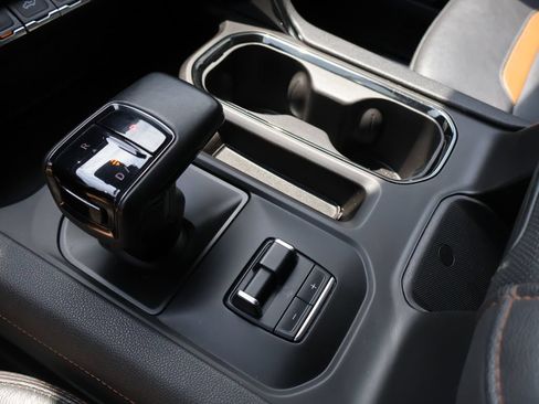 Certified 2023 GMC Sierra 1500 AT4 w/ AT4 Premium Package AWD/4WD image 27