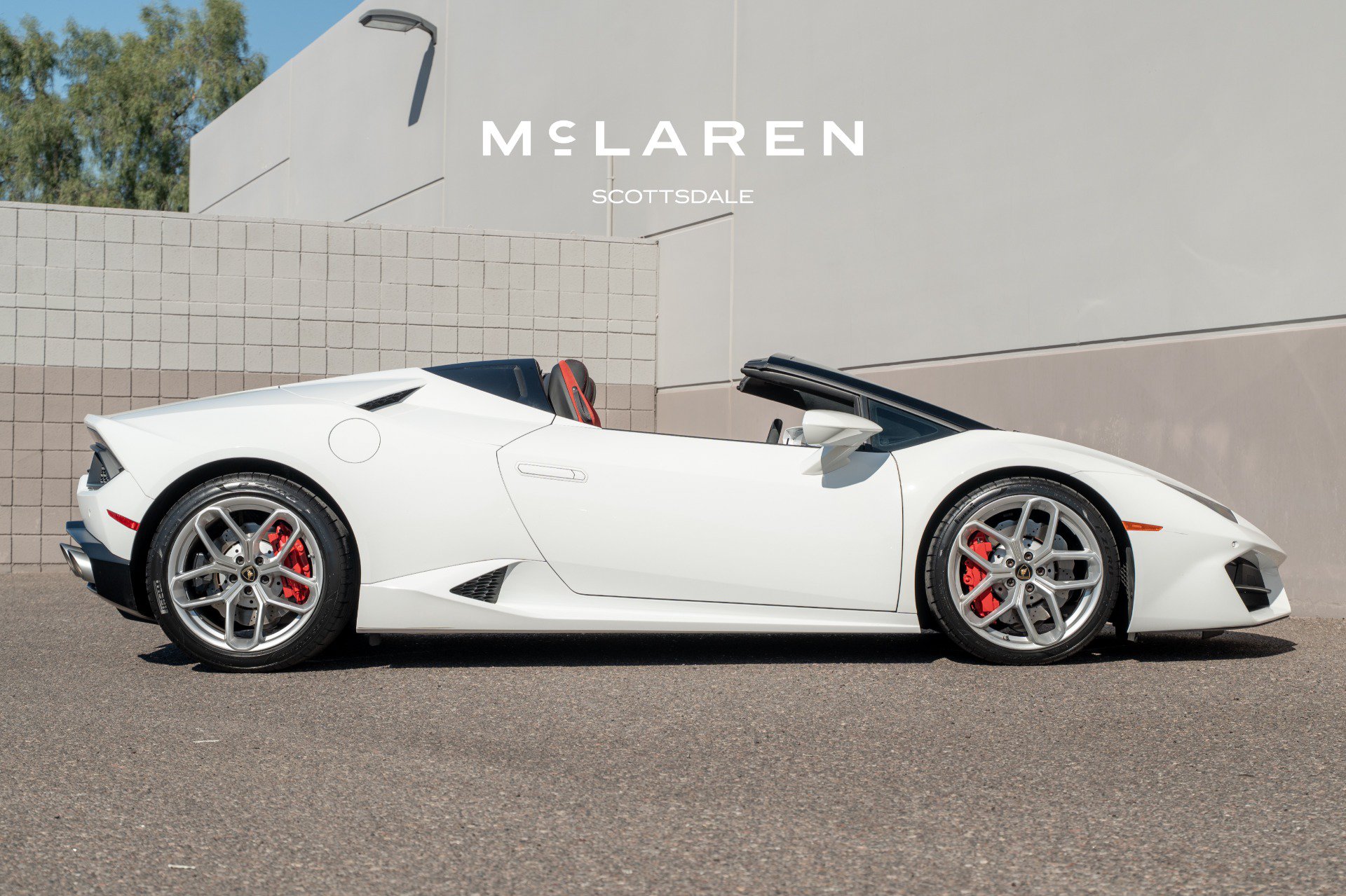 Used 2018 Lamborghini Huracan LP 580-2 RWD image 8