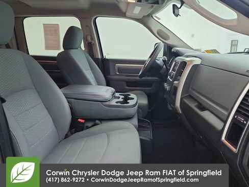 Used 2018 RAM 2500 SLT image 32