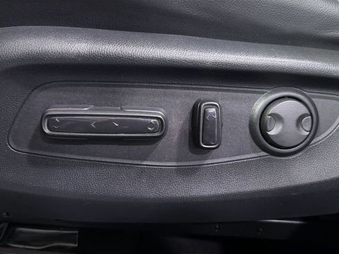 Used 2023 Honda CR-V EX-L image 27