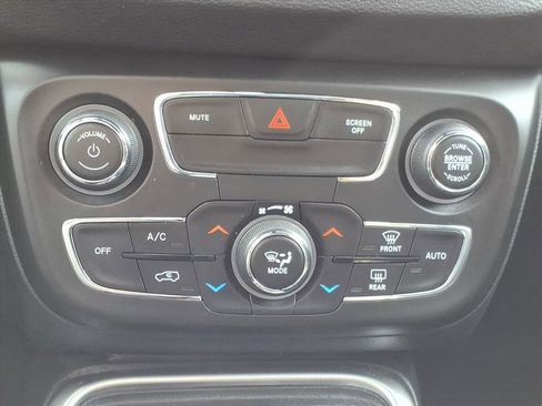 Used 2021 Jeep Compass 80th Special Edition image 17