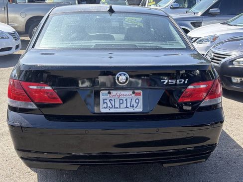 Used 2006 BMW 750i RWD image 5