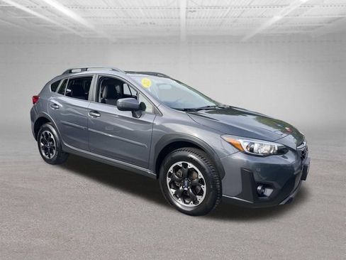 Used 2021 Subaru Crosstrek 2.0i Premium w/ Moonroof Package AWD/4WD image 4