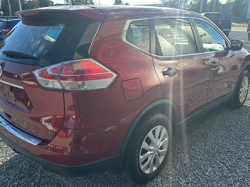 Used 2016 Nissan Rogue S image 5