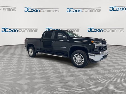 Used 2020 Chevrolet Silverado 2500 LT w/ All Star Edition image 2