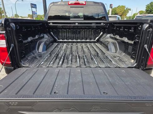 Used 2025 GMC Canyon Elevation RWD image 14