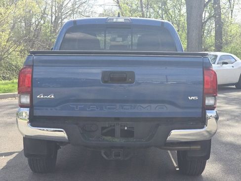 Used 2019 Toyota Tacoma SR5 image 11