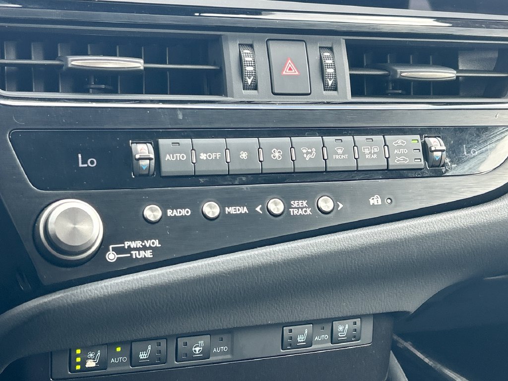 Used 2025 Lexus ES 350 w/ Premium Package FWD image 25