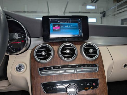 Certified 2019 Mercedes-Benz C 300 4MATIC Sedan image 29