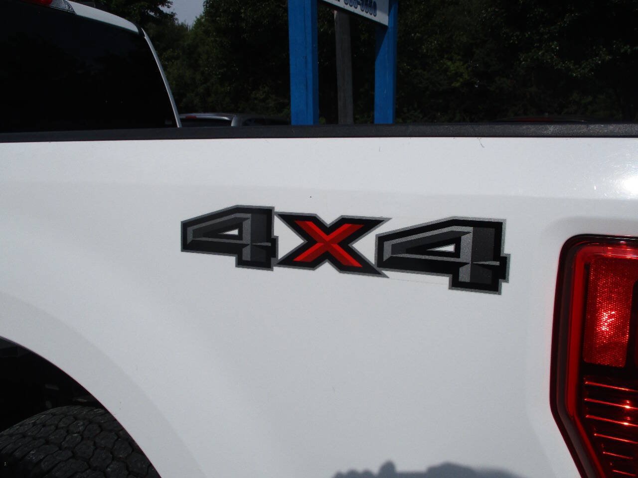 Used 2021 Ford F250 XL w/ STX Appearance Package AWD/4WD image 5