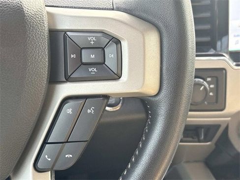 Certified 2022 Ford F250 Lariat w/ Lariat Ultimate Package image 31