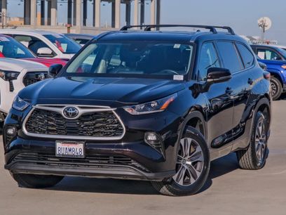 Used 2021 Toyota Highlander XLE