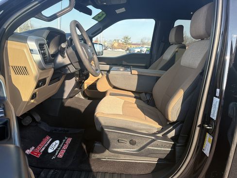 Used 2023 Ford F150 XLT image 12