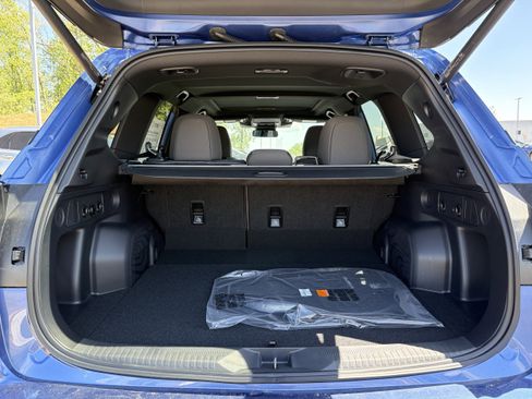 New 2026 Subaru Forester Premium AWD/4WD image 12