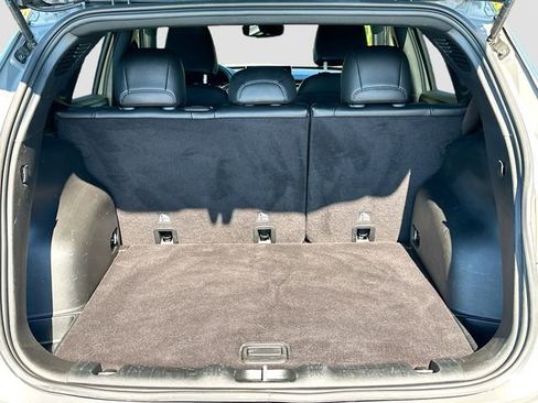 Used 2024 Jeep Compass Limited image 24