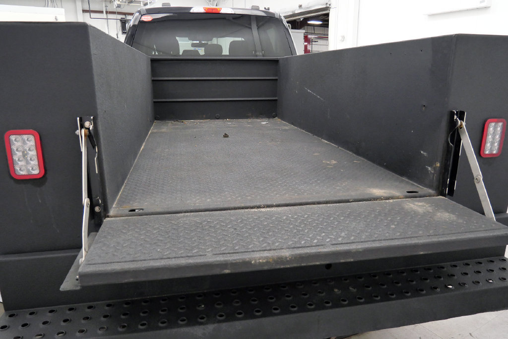 Used 2023 Ford F350 XLT w/ Snow Plow Prep Package AWD/4WD image 40