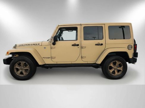 Used 2018 Jeep Wrangler Unlimited Sport AWD/4WD image 8