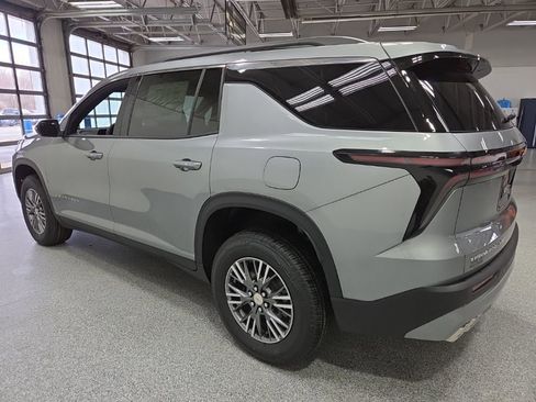 New 2026 Chevrolet Traverse LT image 5