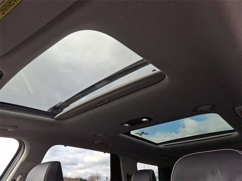 Certified 2021 Hyundai Palisade Limited w/ Cargo Package image 14